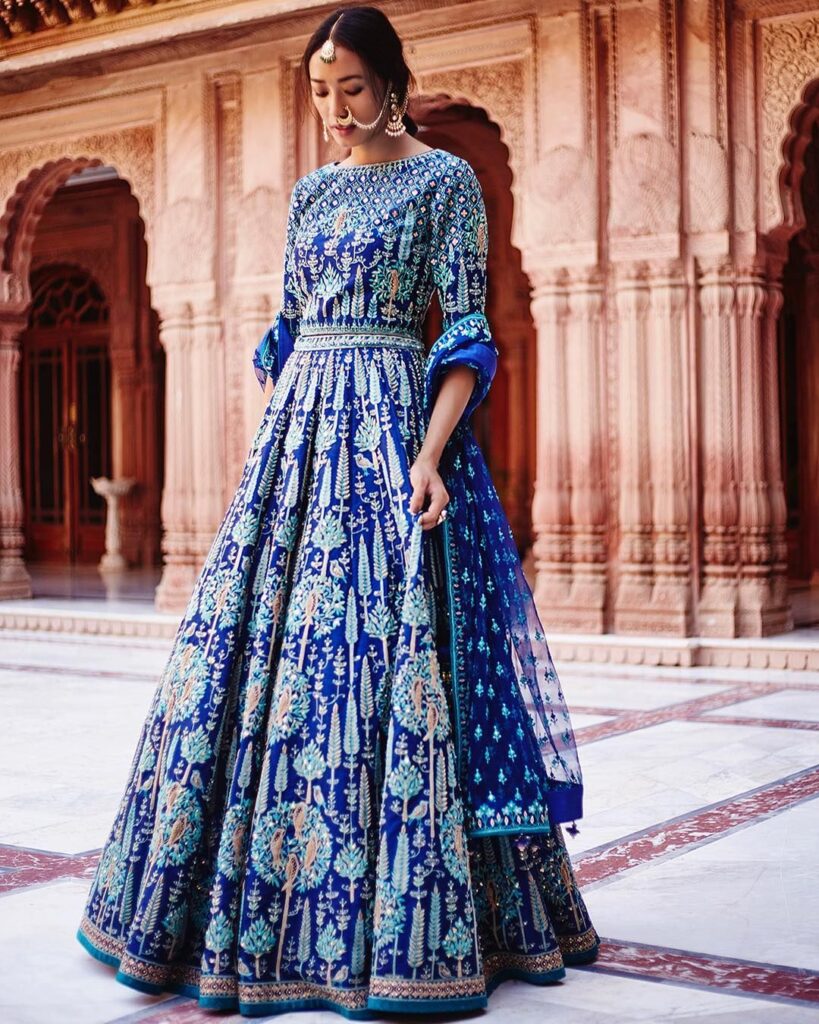 embroidered bridal lehenga