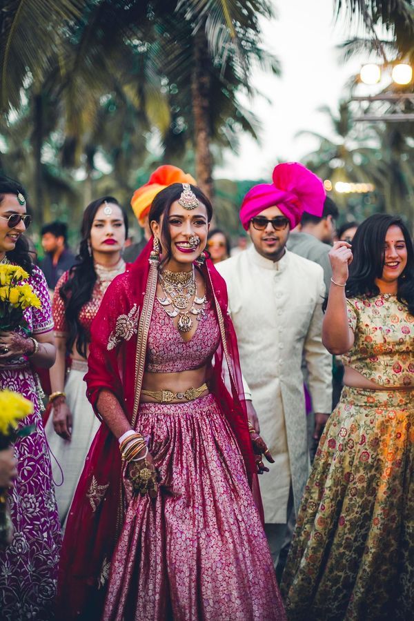 10+ Pink Banarasi Lehengas That You Should Save For An Intimate Wedding