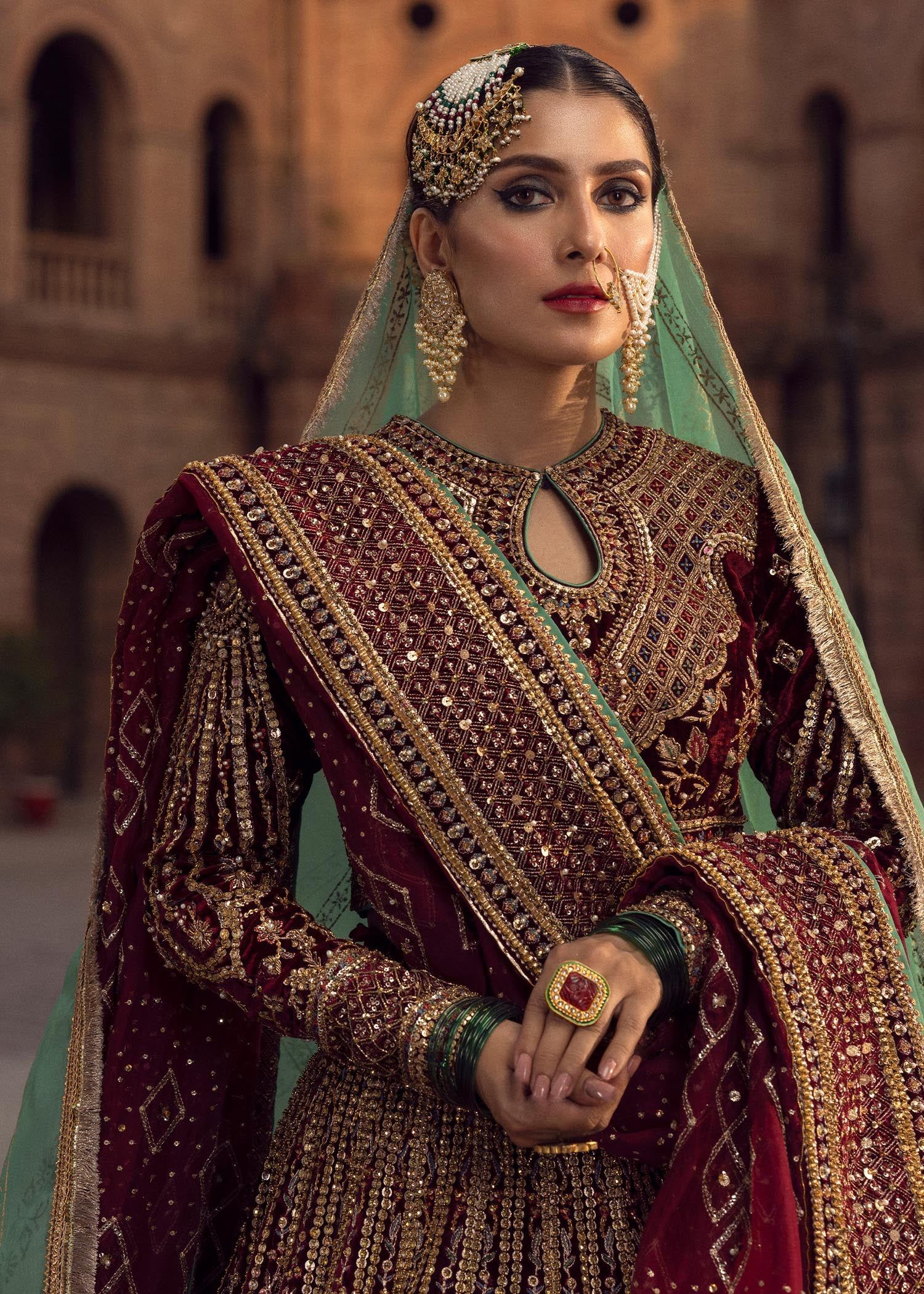 embroidered bridal lehenga