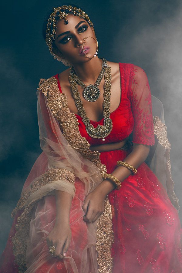 DARK INDIAN BEAUTY