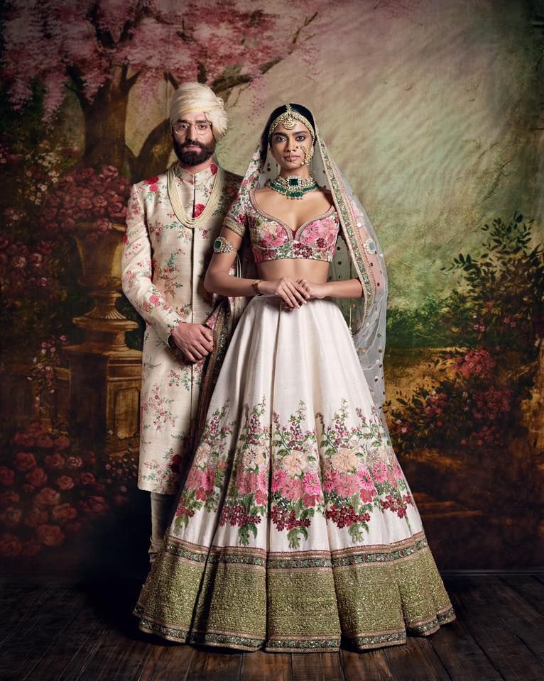 WOAH! These New Sabyasachi Lehengas Should Be On Every Bride’s Lust List!