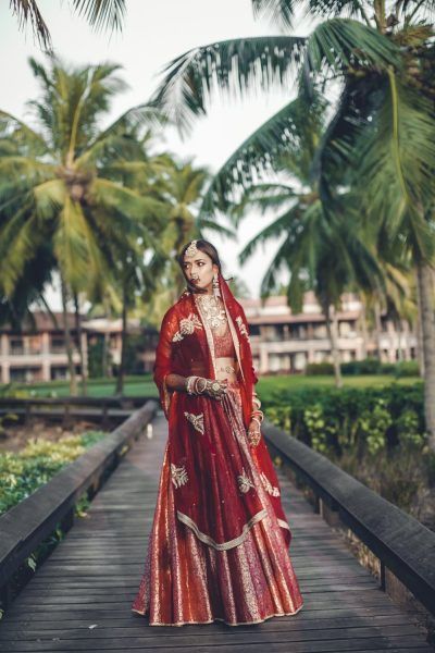 Effortlessly Stylish Wedding In Goa With A Pretty Benarasi Lehenga!