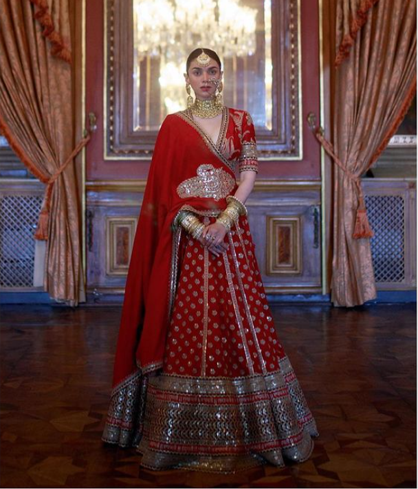 25 Stylish Lehenga Ideas which is Funky and Unique for Bridal Attire 2021