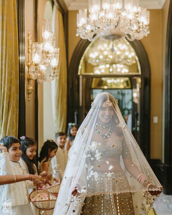 9 Things We Loved About Arpita Mehta’s Wedding Ensembles!