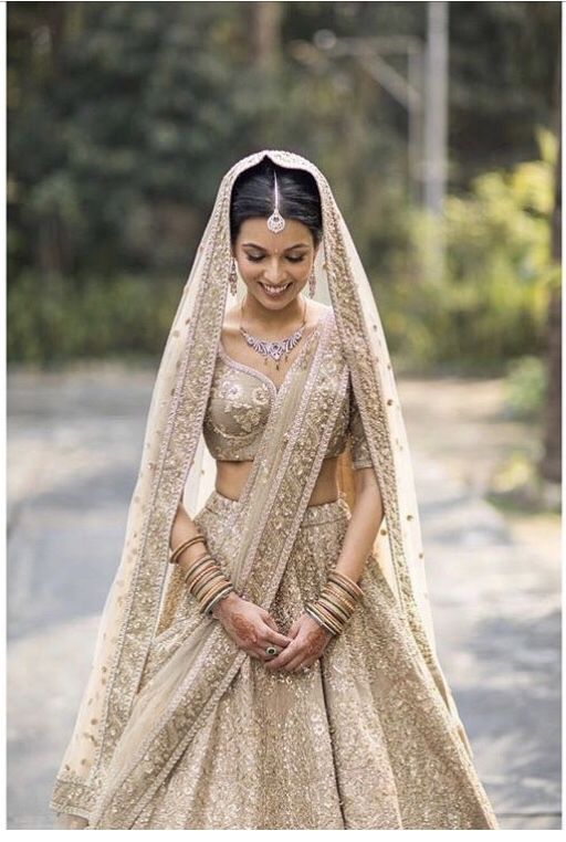 embroidered bridal lehenga