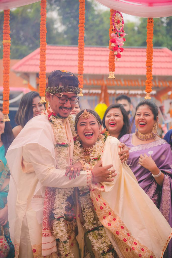 A Gorgeous Assamese Wedding With Cutesy DIY Elements