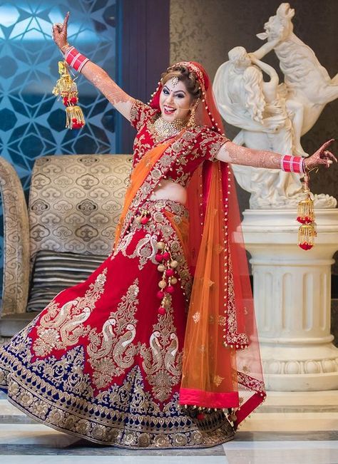 A guide on how to slay your bridal poses this wedding season!