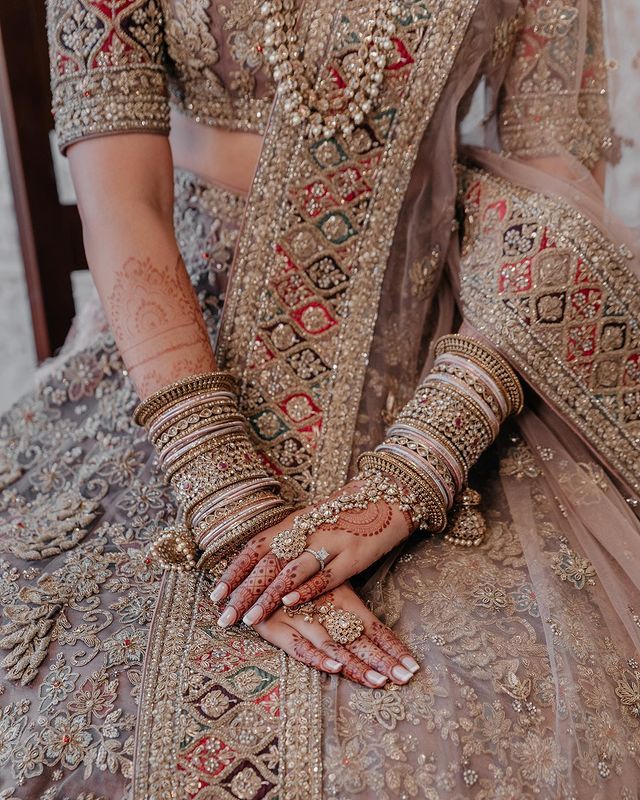 Amazing Ideas Of These Beautiful Bangles And Kadas To Make Your Look More Ravishing | Weddingplz