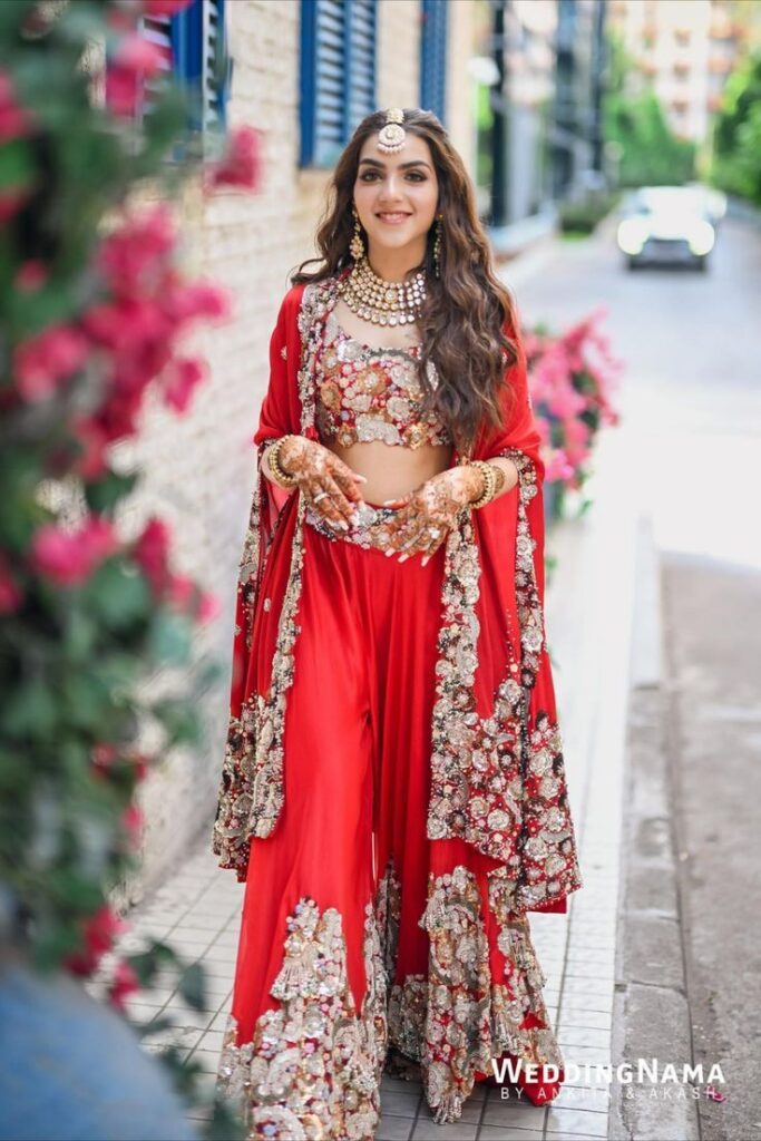 Anamika Khanna Outfit Ideas For Your Mehndi