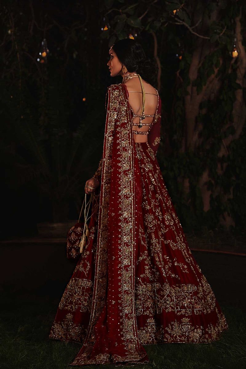 embroidered bridal lehenga