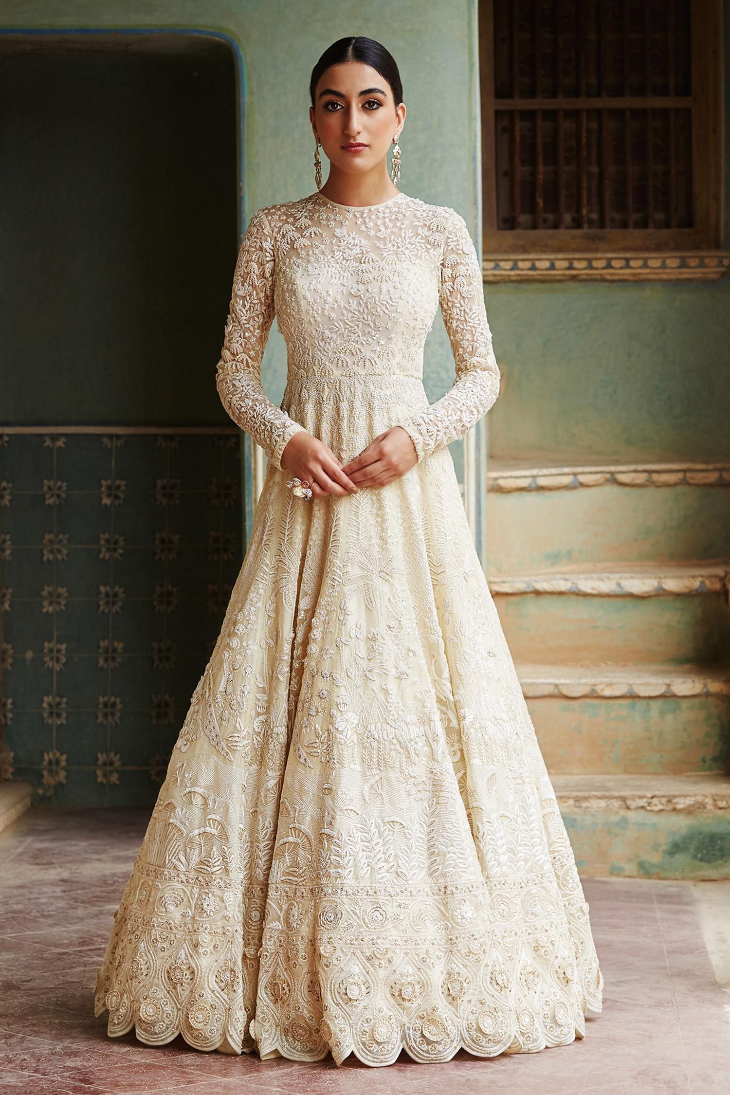 embroidered bridal lehenga