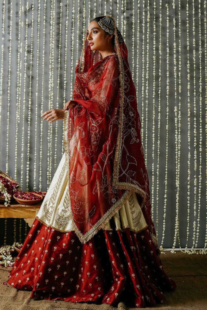 Gorgeous Bridal Lehenga!