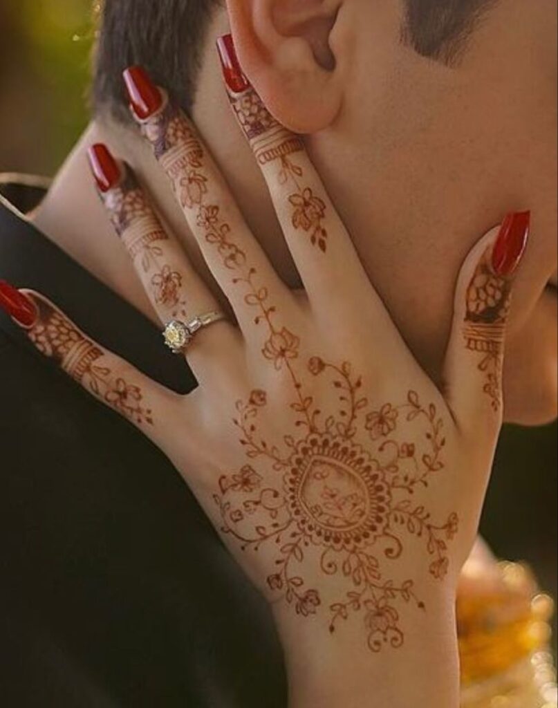 Henna design