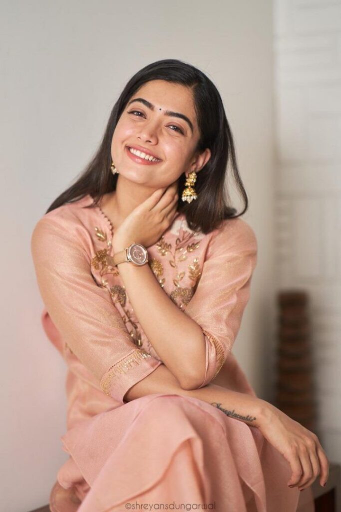 I-T sleuths raid Tollywood actress Rashmika Mandanna’s house in Kodagu