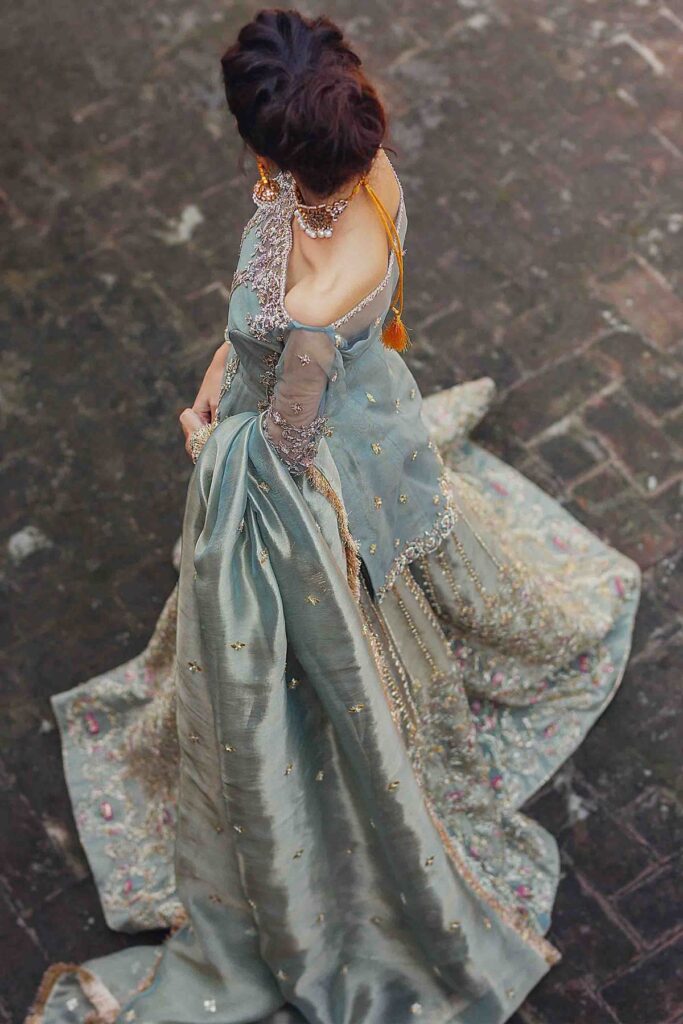 embroidered bridal lehenga