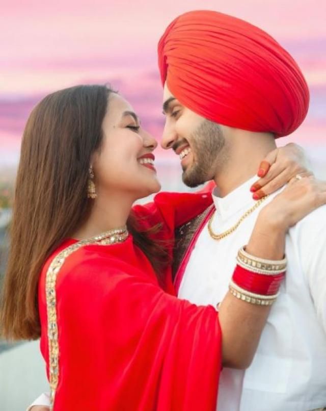 Neha Kakkar Misses Her Husband On New Year, Rohanpreet Singh Gets Emotional