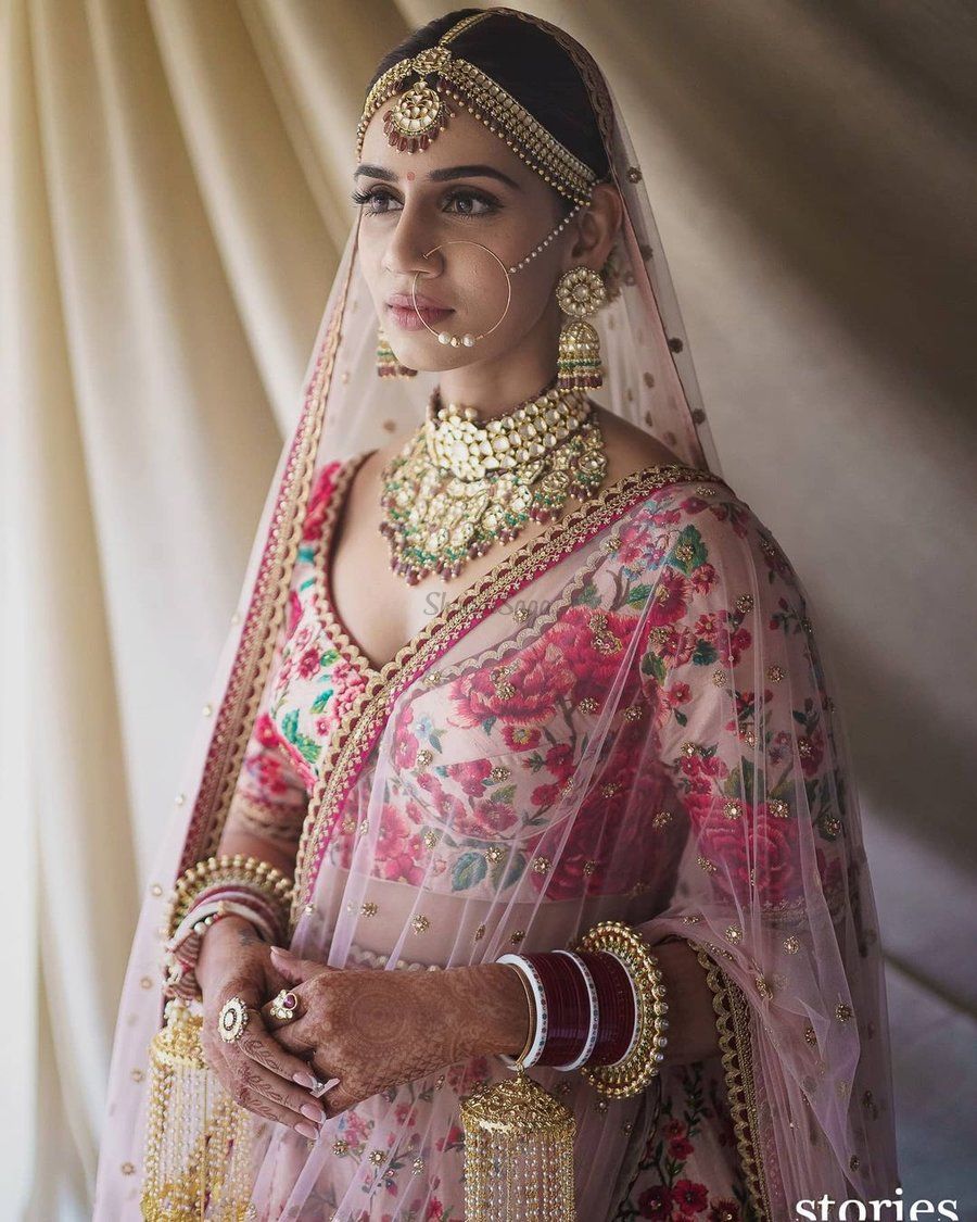 embroidered bridal lehenga