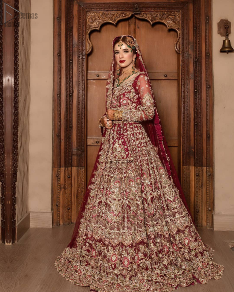 Red Front Open Pishwas – Lehenga Dupatta