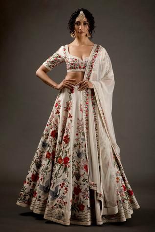 embroidered bridal lehenga