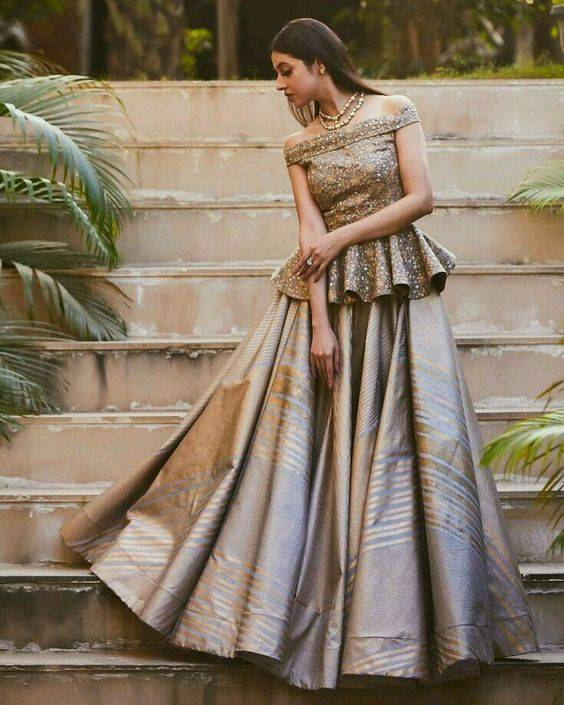 Top 20 Modern Lehengas To Slay At Any Occasion | magicpin Blog