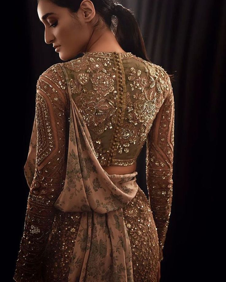 embroidered bridal lehenga