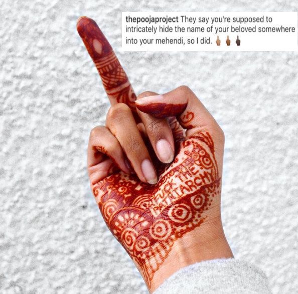 When this woman had the most beautiful mehendi ever.