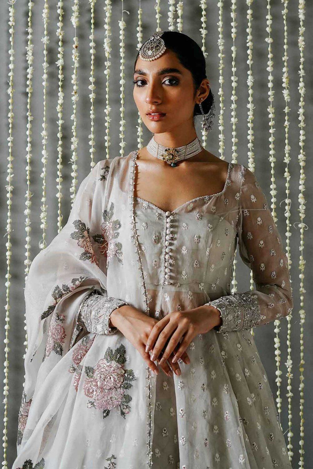 embroidered bridal lehenga