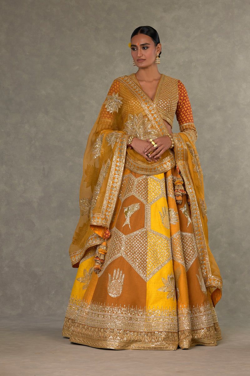 embroidered bridal lehenga