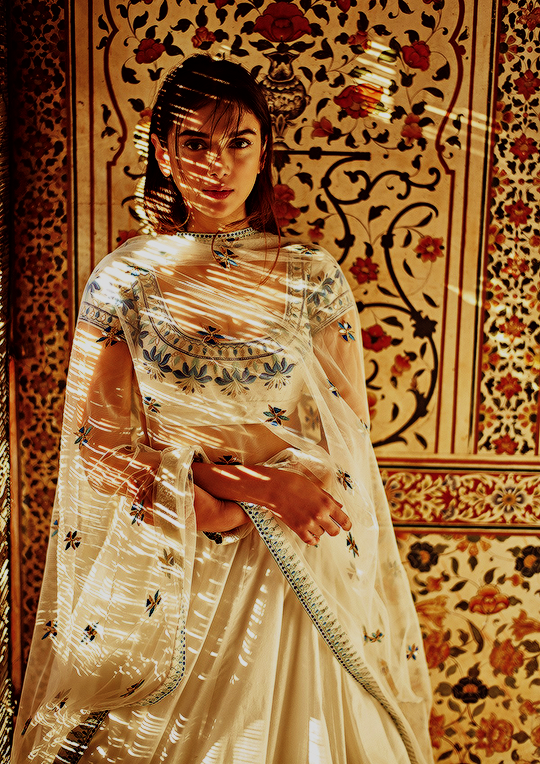 embroidered bridal lehenga