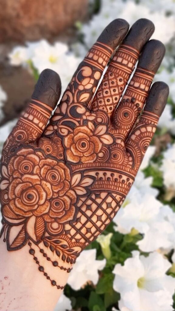 Beautiful mehndi designs 😍