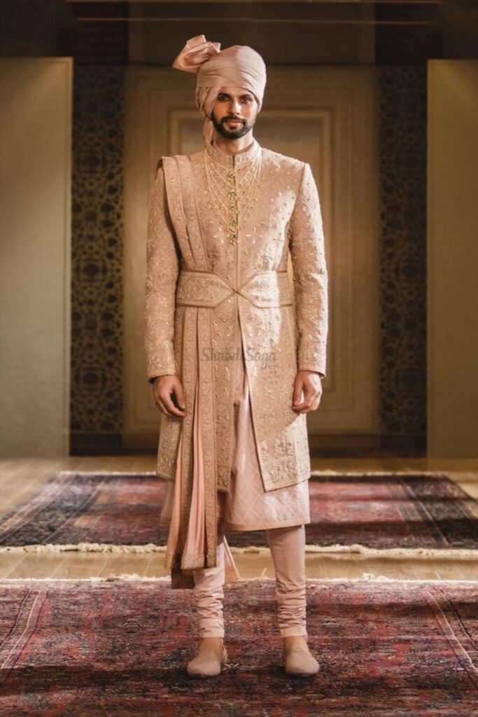 Tarun Tahiliani | Grooms Wear | Indian Designers | Grooms Wedding Outfit