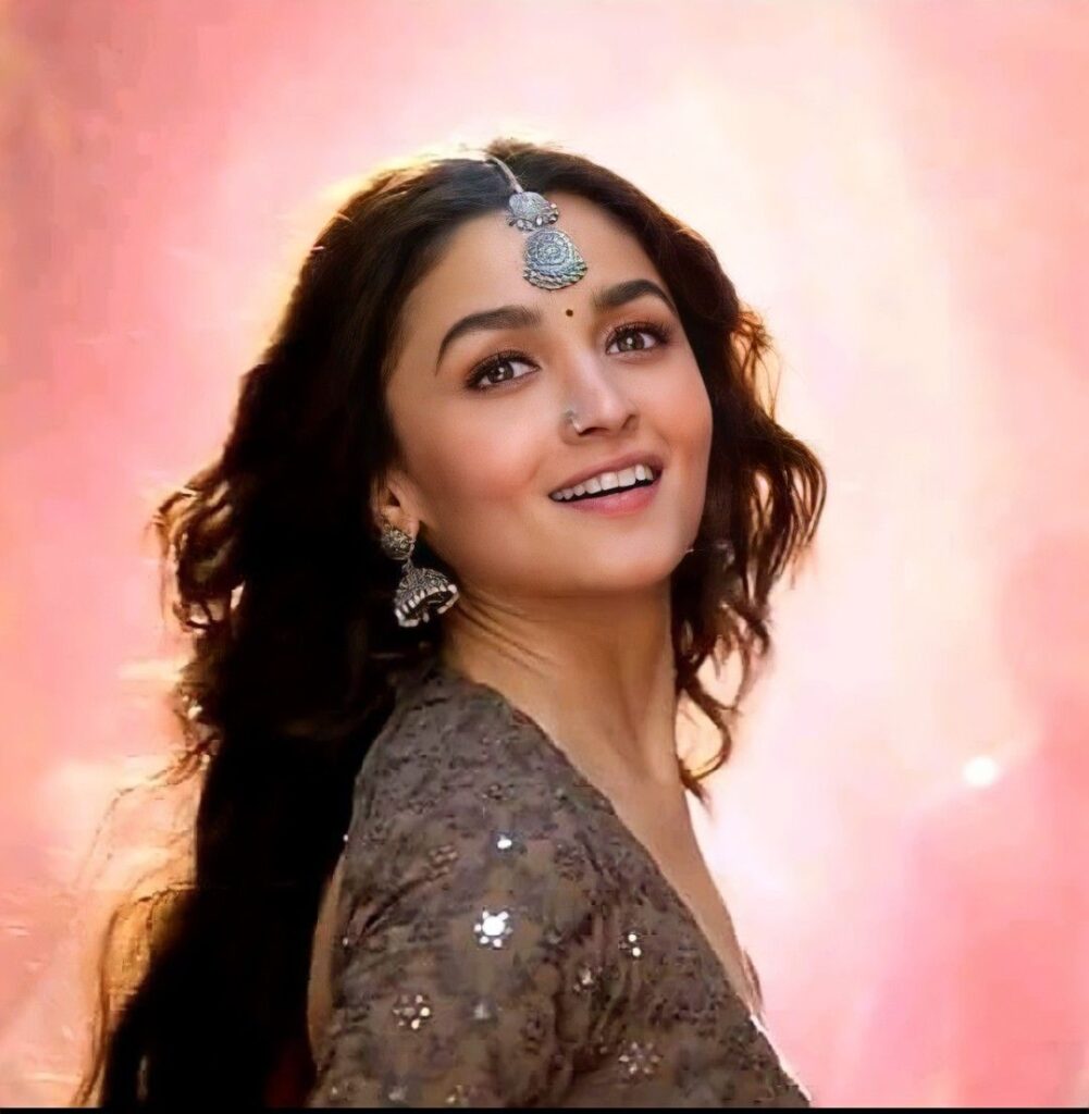 Alia Bhatt-Roop