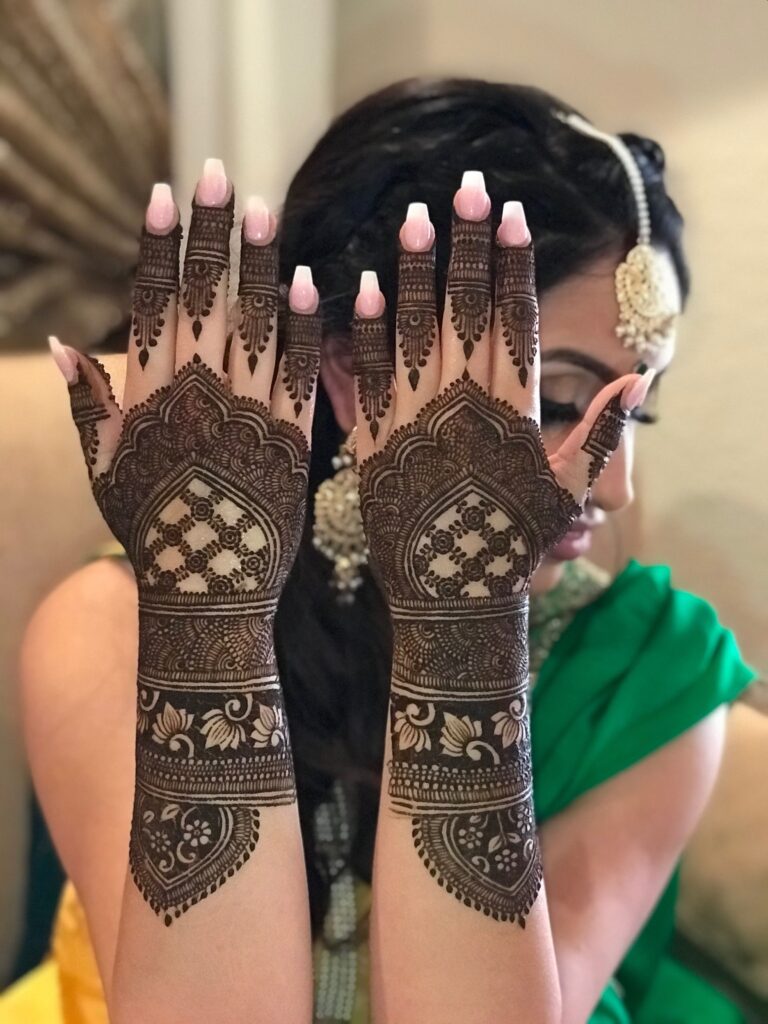 Arabaic Mehndi Designs for Bride