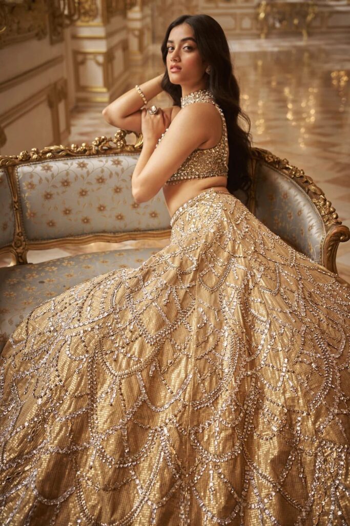 Gold Chandelier Lehenga Set – 16 / 12 / Tall