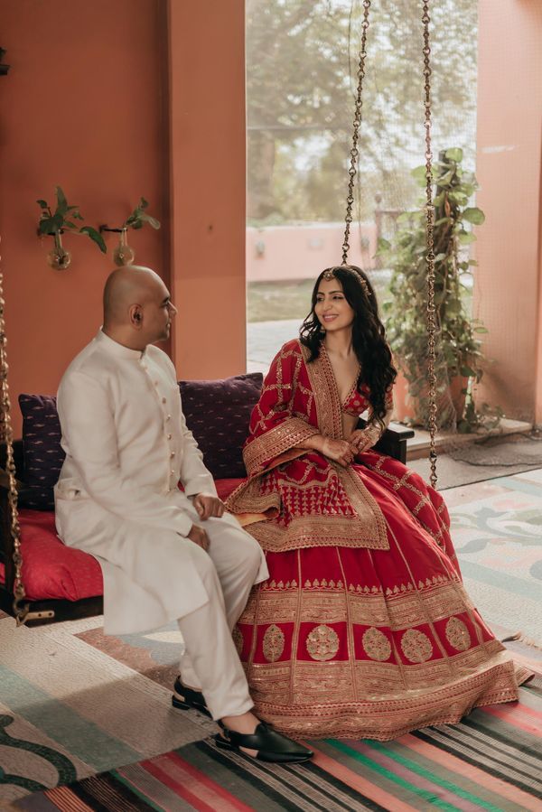 Intimate Farmhouse Wedding In Ahmedabad With A Minimal, Beautiful Bride