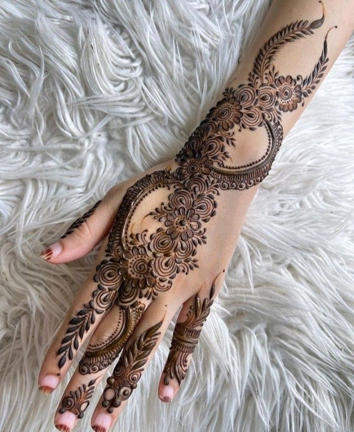 Best 11 rose mehndi design video hope you will like it – SkillOfKing.Com | Henna tattoo designs, Latest arabic mehndi designs, Henna tattoo hand