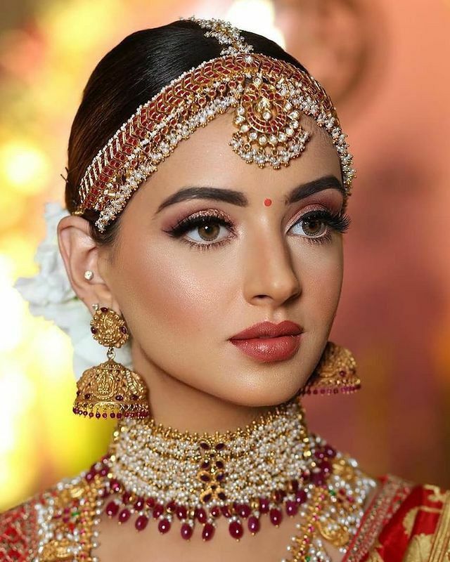 Most Demanding & Beautiful Pakistani Bridal Makeup Designs Ideas 2023