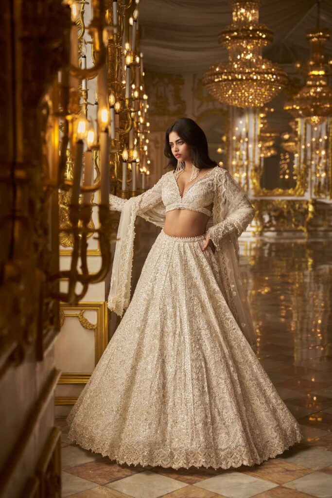 Ivory Gold Floral Lehenga Set – 0 / 0 / Tall