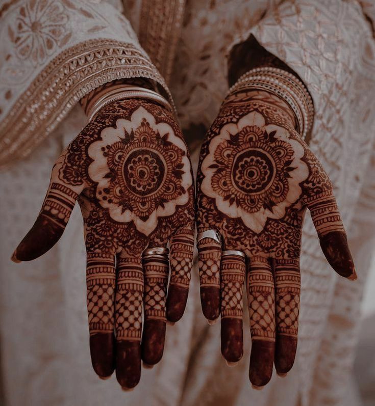 bridal mehndi