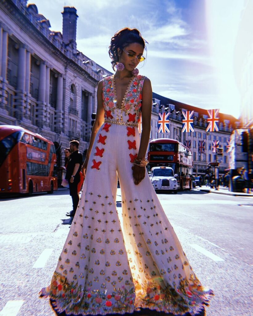 embroidered bridal lehenga