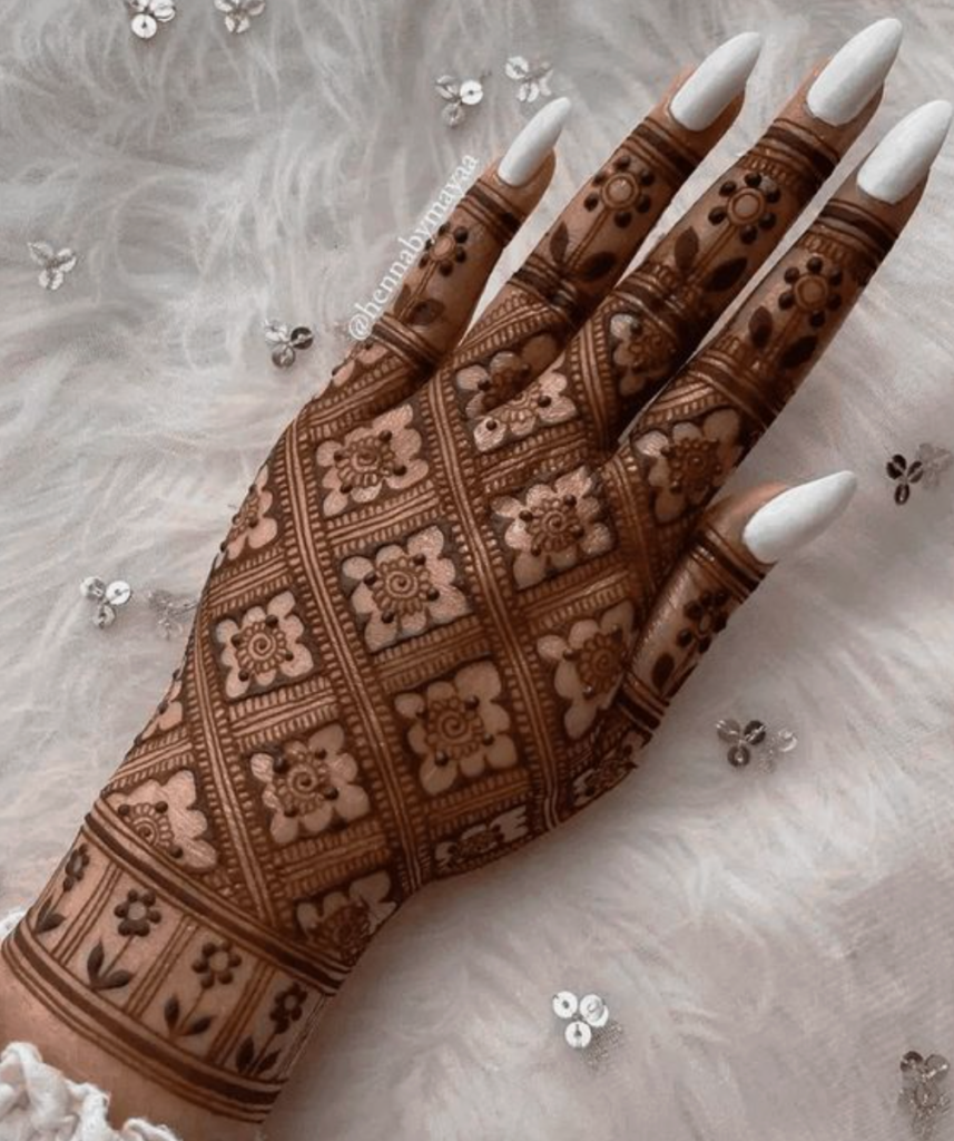 30+ Unique Mehndi Designs For Brides & Bridal Party – Eternity