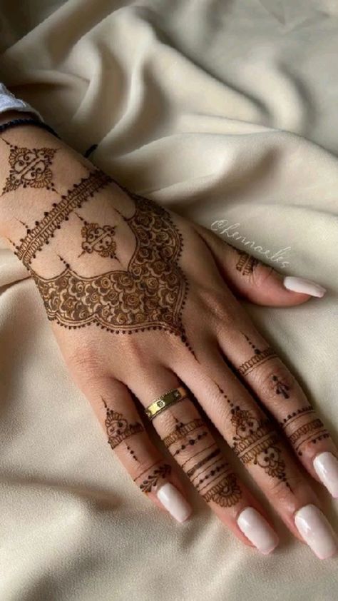 bridal mehndi