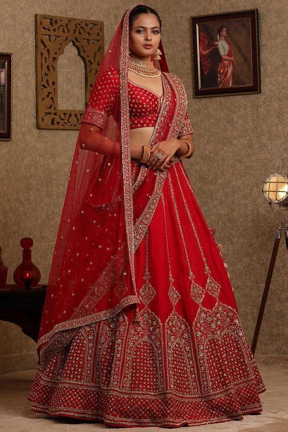 embroidered bridal lehenga