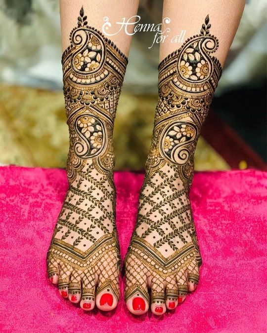 50+ Amazing Leg Mehndi Designs Which Are Perfect For Bridal