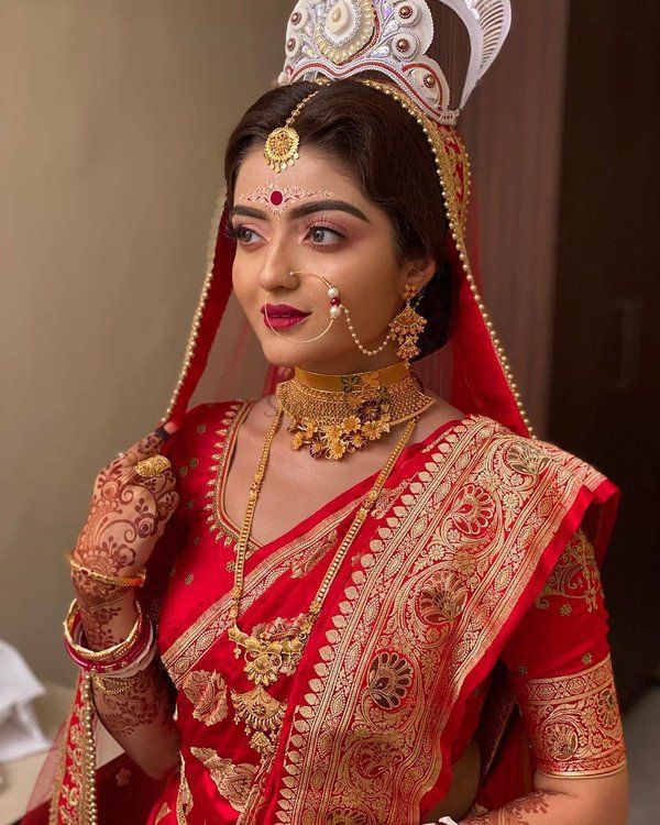 53 Best Chandan Bindi Art Designs For Bengali Brides