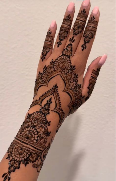 bridal mehndi