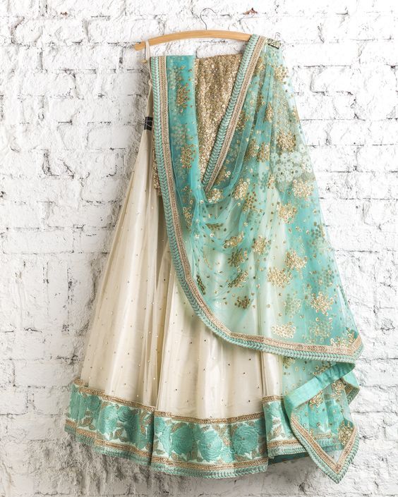 embroidered bridal lehenga