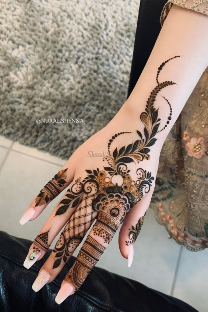 palm mehndi design