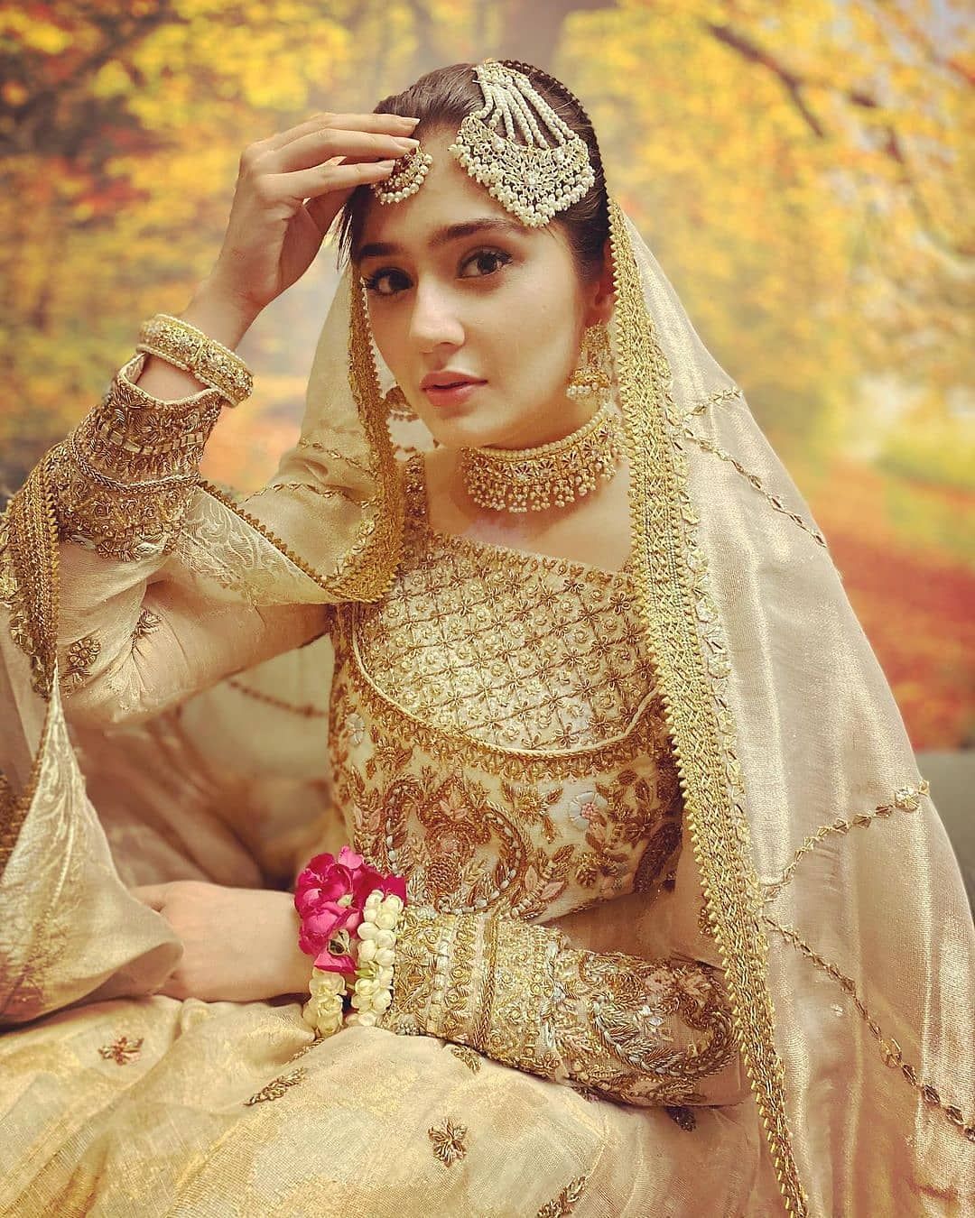 embroidered bridal lehenga