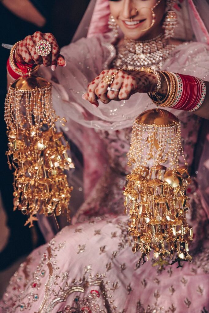 A Gorgeous Chandigarh Wedding With A Bride In Pastel Pink!